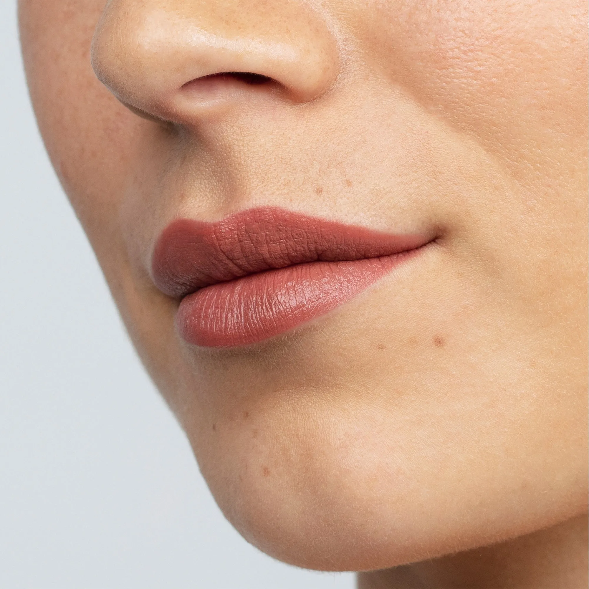 Queenstown Hot Chocolate Moisture-Boost Natural Lipstick 4g